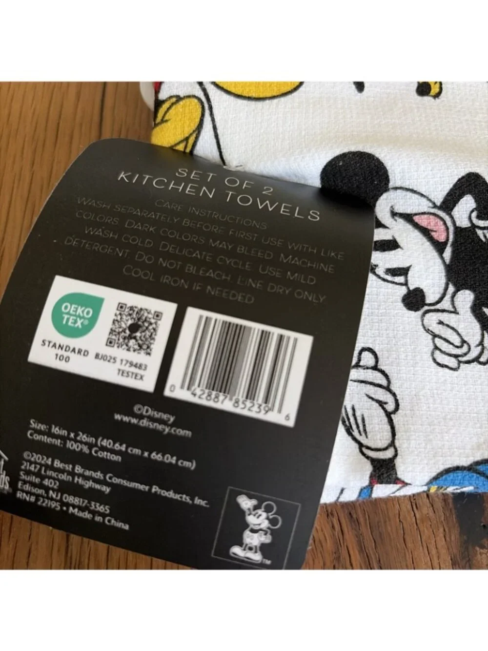 Disney Mickey Mouse And Friend Set Of 2 Kitchen Towels NWT 100% Cotton